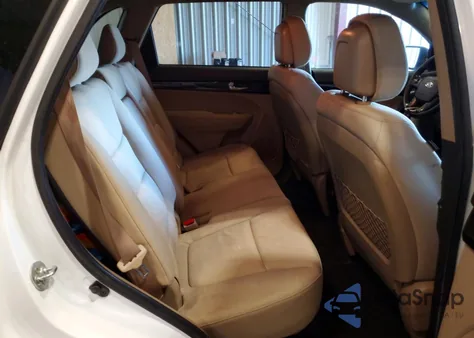 2012 Kia Sorento Lx z USA, uszkodzony, nr VIN 5XYKT3A66CG246795